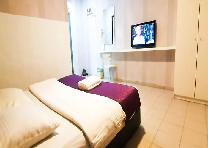 Biz Hotel